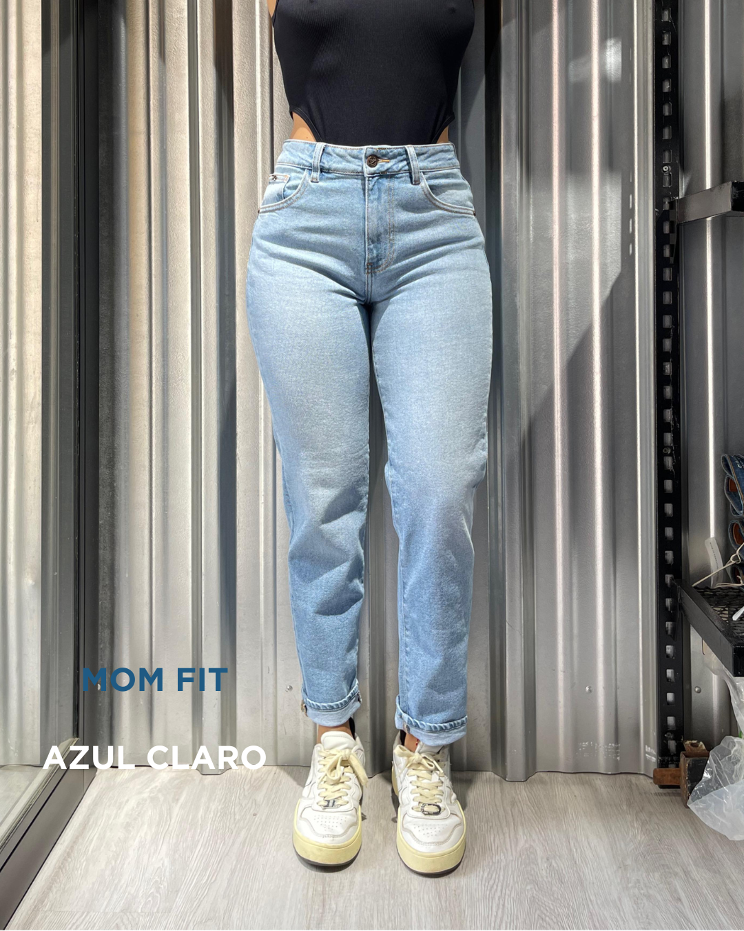 Jean skinny/mom fit strech tiro alto